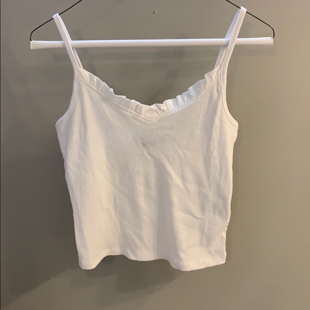 White crop tank top